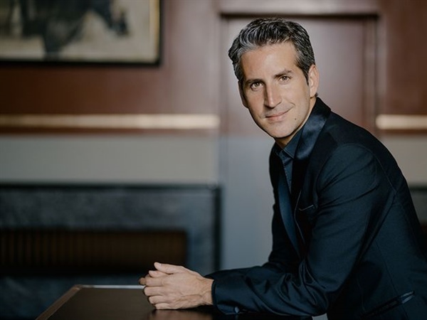 La Orquesta Ciudad de Granada con Lucas Macías en dos grandes programas sinfónicos en el Teatro Monumental de Madrid el 1 y 2 de mayo