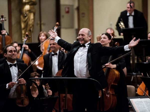 La Budapest Festival Orchestra con Iván Fischer inaugurará su gira española en Madrid