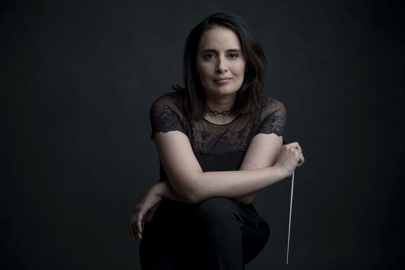 Lina González-Granados debuta al frente de la ONE con un estreno de Javier Martínez Campos