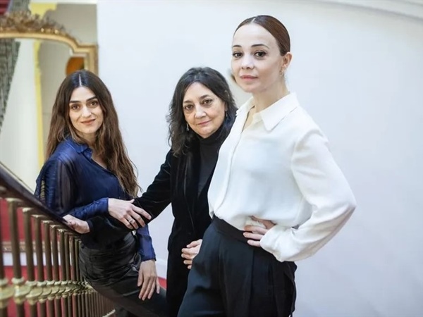 18 Ciervas, un viaje escénico de poesía, música y danza en el Teatro de la Zarzuela