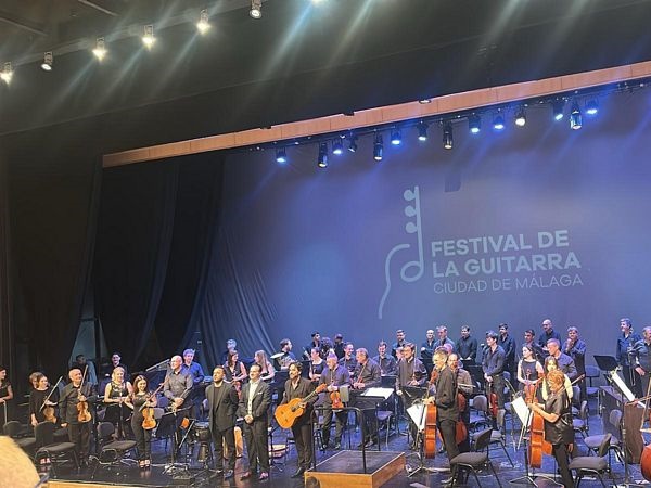 Crítica / La Filarmónica de Málaga y Juan Paulo Gómez clausuran el Festival de Guitarra Ciudad de Málaga - por Jorge Rodríguez Morata