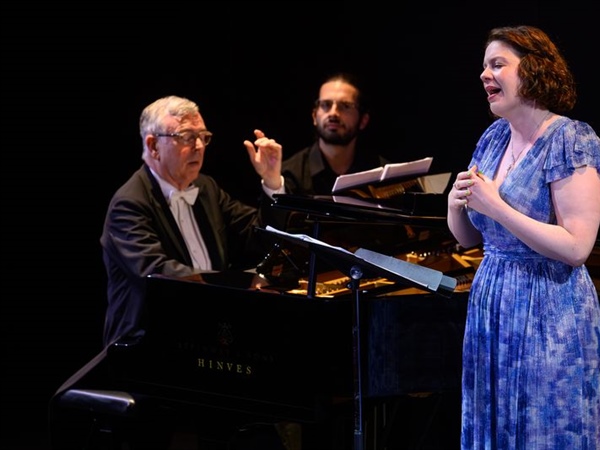 Crítica / Catriona Morison y Malcom Martineau clausuran el Ciclo de Lied - por Francisco Villalba