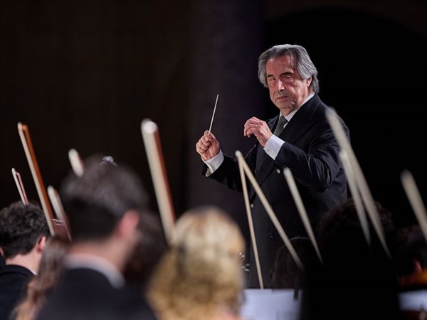 Crítica / Riccardo Muti en el Festival de Granada: historia sin memoria - por Mercedes García Molina