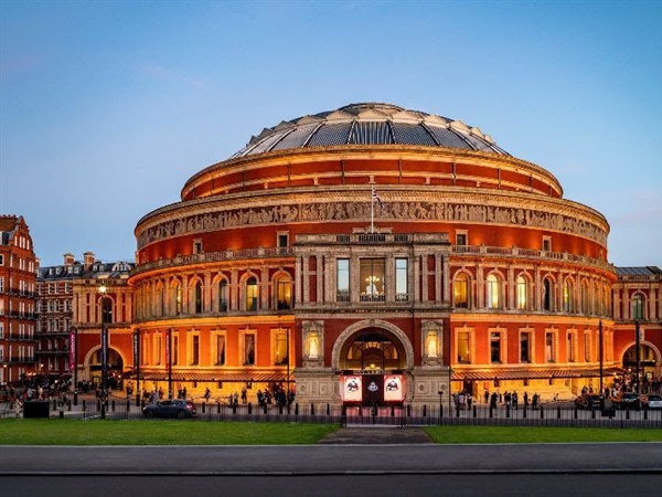 La Orquesta Nacional de España se presenta en los Proms de la BBC
