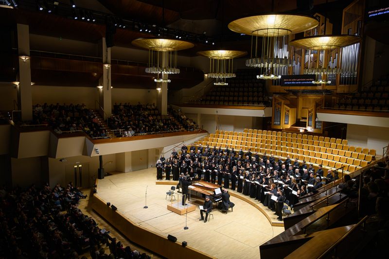 El Coro Nacional debuta en el Gran Teatre del Liceu con la Sinfonía de los mil de Mahler dirigido por Josep Pons