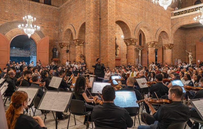 Opinión / ¿Qué significa ser una orquesta latinoamericana hoy? - por María Catalina Prieto Vásquez