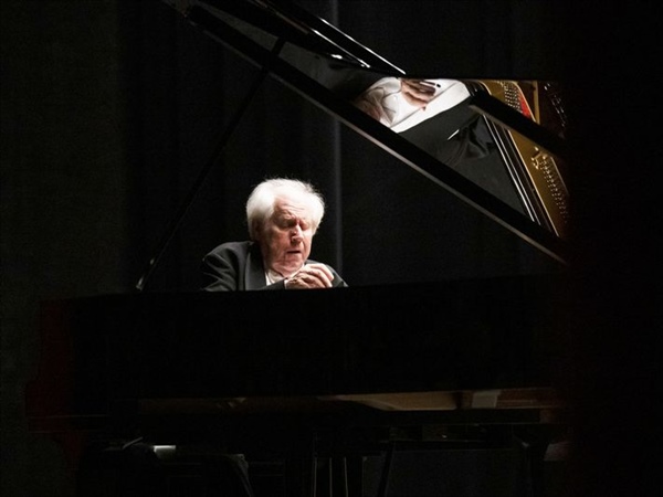 Crítica / Sokolov en Santander: soberano del piano, dueño del tiempo - por Darío Fernández Ruiz