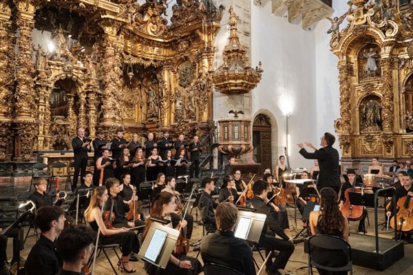 Crítica / Música en Compostela: Maestros de Capilla en su legado - por Ramón García Balado