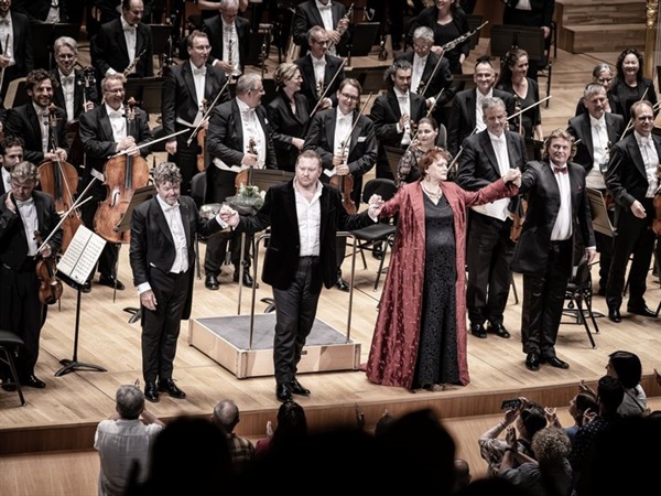 Crítica / Apoteosis wagneriana en el Palau de la Música de València - por Joan Gómez Alemany