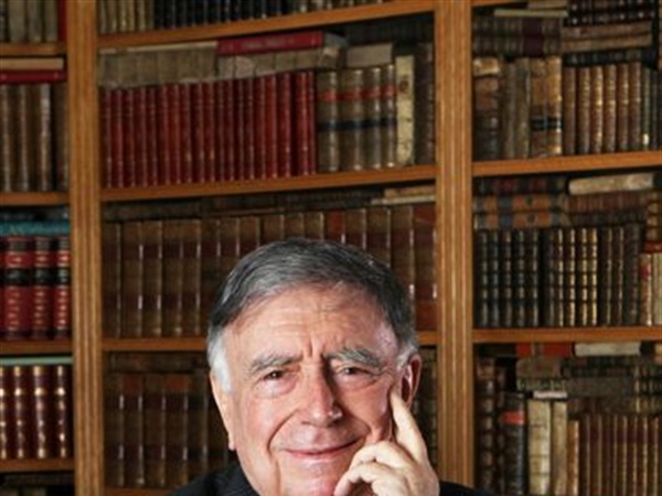 #Lecturasdeverano #Contrapunto / Entrevista con LUIS MARÍA ANSÓN