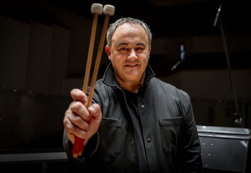 Javier Eguillor y la Banda Sinfónica Municipal de Madrid estrenan ‘Storm of Strikes’ de Óscar Navarro en el Teatro Monumental