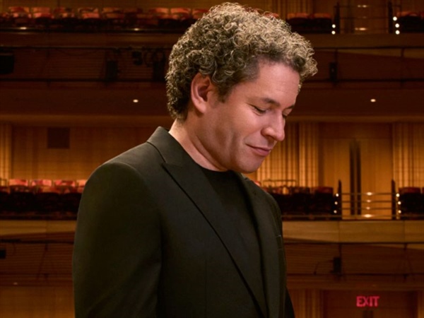 Ibermúsica da comienzo a su temporada 2026/27 con Gustavo Dudamel y la Filarmónica de Nueva York