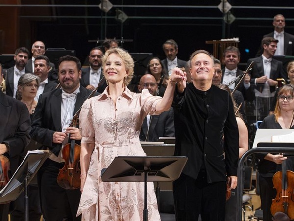 Crítica / Garanca debuta los 4 Últimos Lieder de Strauss con la Filarmónica de Gran Canaria y Chichon - por Juan F. Román Rodríguez