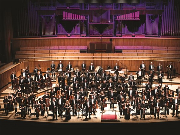 Doble cita de la London Philharmonic Orchestra con Edward Gardner, Julia Fischer y Daniel Müller-Schott en Ibermúsica