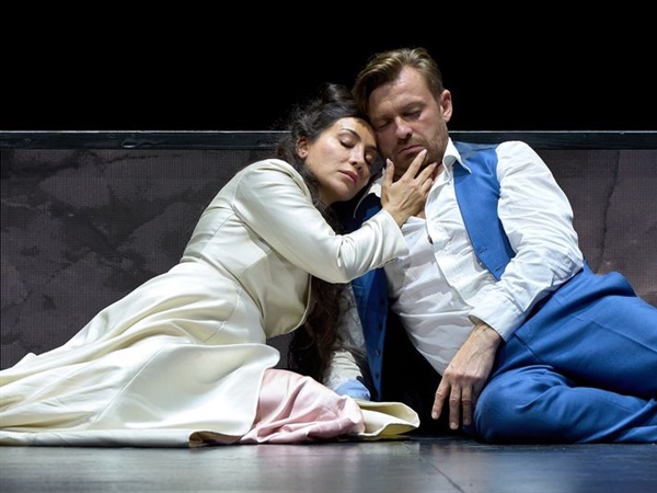 Crítica / Romeo & Julieta: noche oscura de amor - por Javier Extremera
