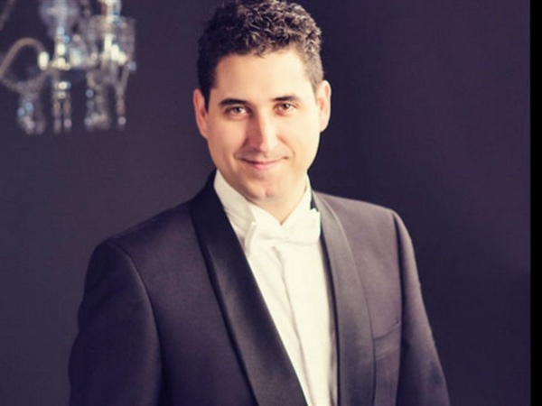 Oscar Navarro  “Mejor Compositor Internacional" en los “Buma Brass Awards” de Holanda
