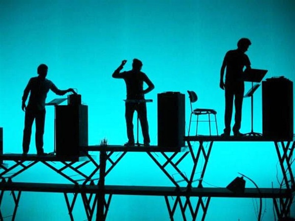 Drumming: la obra maestra minimalista de Steve Reich llega al Museo Reina Sofía