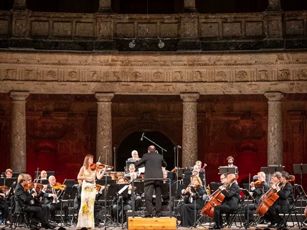 Crítica - Ivor Bolton deslumbra con la OCG (Festival de Granada)