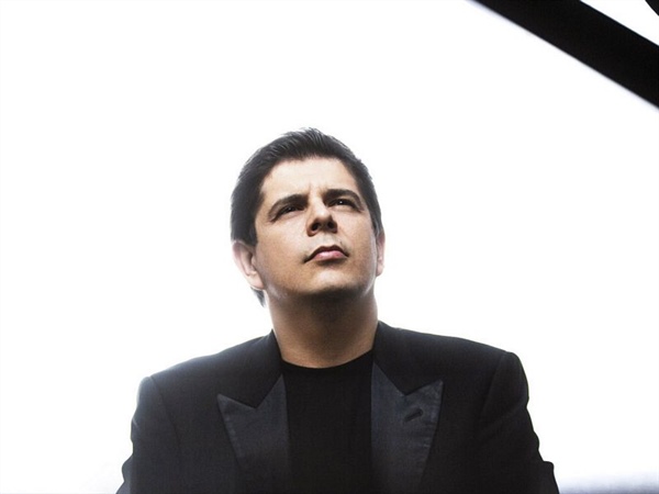 Javier Perianes y la Filarmónica de Londres interpretan los Conciertos para piano de Beethoven