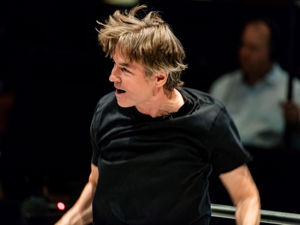 Esa-Pekka Salonen y la Philharmonia Orchestra en Ibermúsica los próximos 8 y 9 de octubre