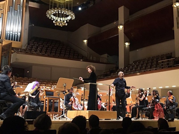 Crítica - Merecido éxito de Lucía Marín en un concierto ‘de miedo’ (ONE)