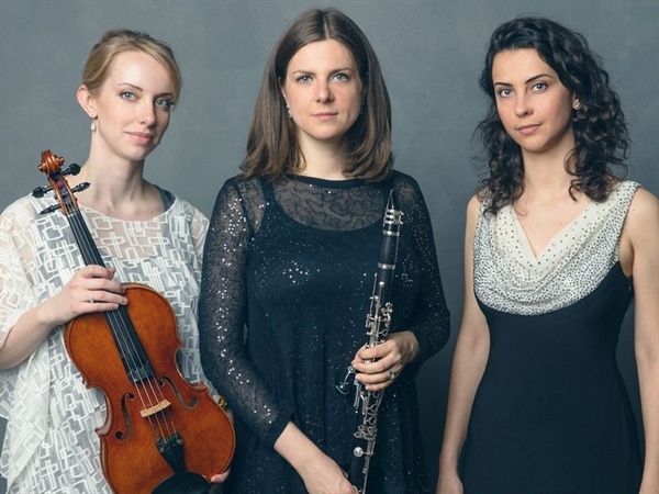 Iris Trio publica 'Homage and Inspiration', CD con obras de Schumann, Kurtág, Mozart y Weiss