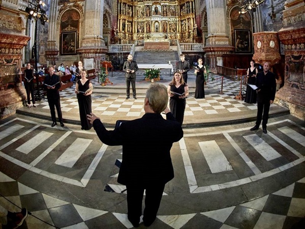 CRÍTICA / El Requiem que nos dio la vida (Festival de Granada, por Mercedes García Molina)