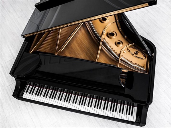 Steinway’s Lunch Concerts, conciertos de pianistas desde casa (por HINVES PIANOS)