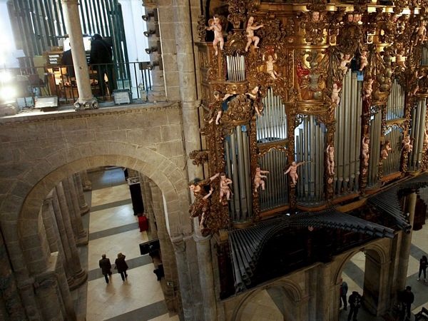 CRÍTICA / De lugares e órganos (Igrexa da Universidade, Santiago de Compostela)