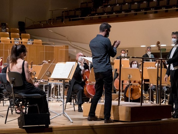 Crítica / Elogio a tres bandas (Orquesta Nacional de España)