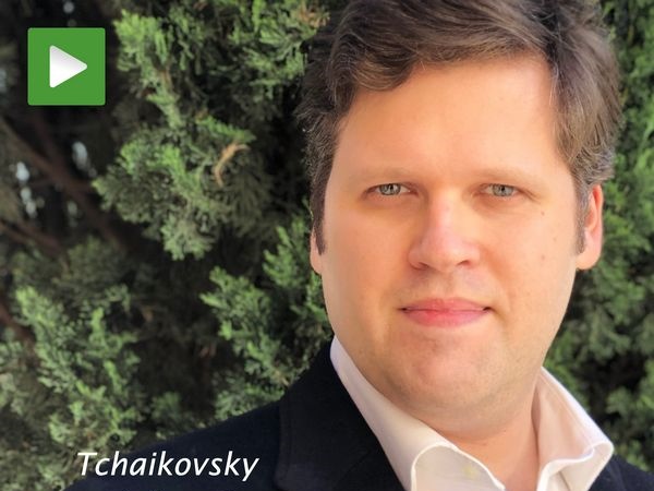 Andrey Yaroshinsky presenta su grabación de “Las Estaciones” de Tchaikovsky