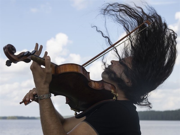 Yuval Gotlibovich estrena el año con la Joven Orquesta Nacional de España - JONDE