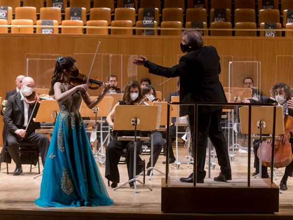 Crítica / Tesis, antítesis y síntesis (Orquesta Nacional de España) - por Luis Mazorra