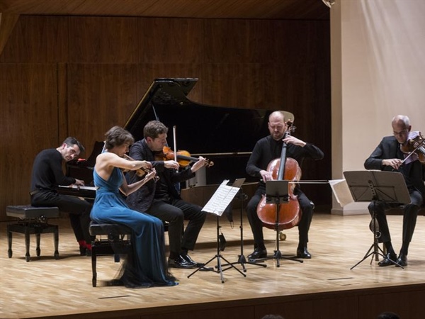 Crítica / Cumbres (Cuarteto Casals & Juan Pérez Floristán) - por Gonzalo Pérez Chamorro