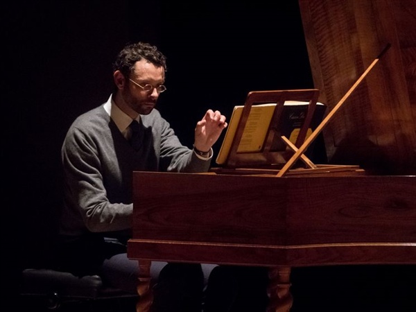 Crítica / Bach en tres Partitas (Benjamin Alard - Universo barroco) - por Luis Mazorra