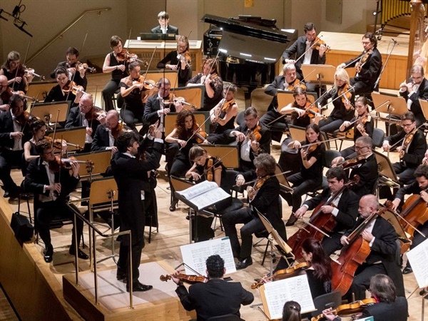 La Orquesta Nacional de España en San Sebastián y Santander