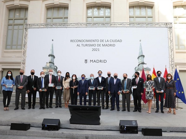El Teatro Real recibe el premio ‘Evento de interés turístico’  del Ayuntamiento de Madrid
