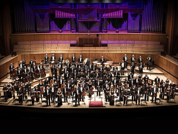 La London Philharmonic y Mario Hossen estrenan la versión original del Concierto n. 1 de Paganini