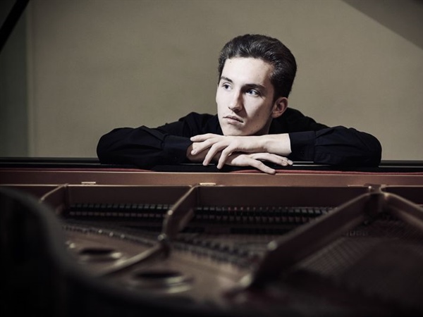 El Festival Rafael Orozco presenta al ruso Valentin Malinin, ganador del Premio Jaén de Piano