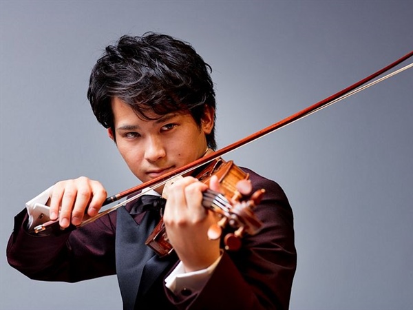 El violinista Fumiaki Miura y la Orquesta Sinfónica de Navarra en Baluarte