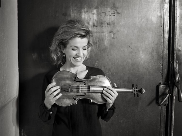 Anne-Sophie Mutter regresa a Madrid de la mano de Juventudes Musicales de Madrid e Ibermúsica