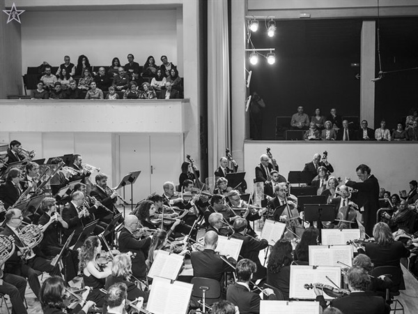 Juventudes Musicales de Granada celebra más de medio siglo de música con una exposición