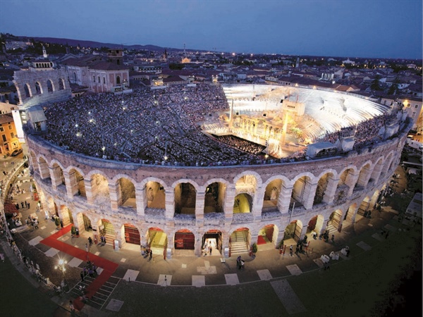 Elina Garanča debutará con Carmen en Arena de Verona, el mayor teatro de ópera del mundo