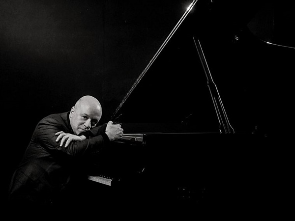 Albert Guinovart, artista Hinves en concierto en PianoLab