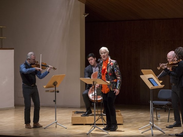 Crítica / Von Otter, Brooklyn Rider y la belleza de Schubert - por Simón Andueza