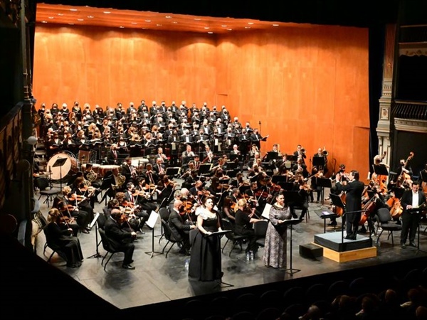 Crítica / Messa da Requiem: traspasando la vida… - por Verónica García Prior