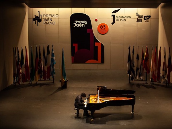 Seis pianistas de seis nacionalidades en la semifinal del “Premio Jaén” de Piano