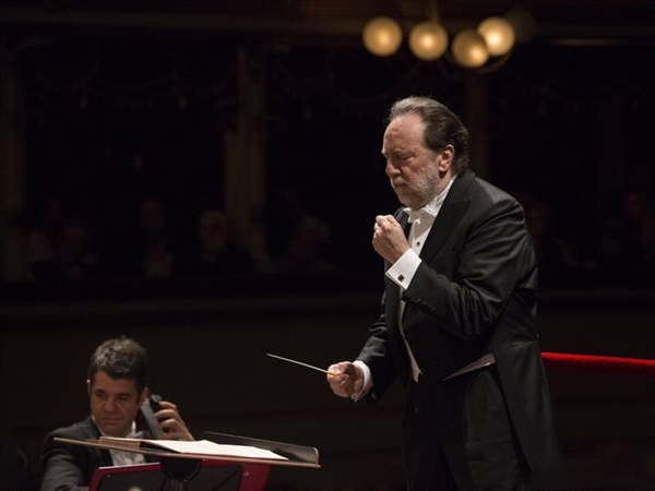 La Filarmonica della Scala y Chailly regresan a Ibermúsica con Sinfonías de Mahler y Beethoven