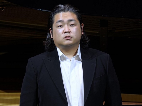 El tenor coreano Jihoon Son gana el XVII Concurso Internacional de Canto Montserrat Caballé