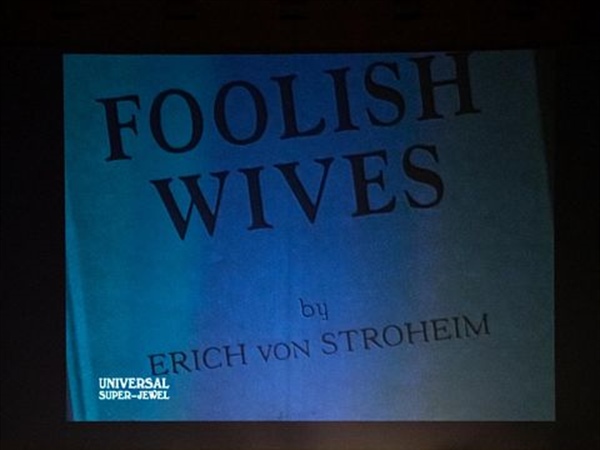 Crítica / Timothy Brock, banda sonora para Foolish Wives - por Ramón García Balado